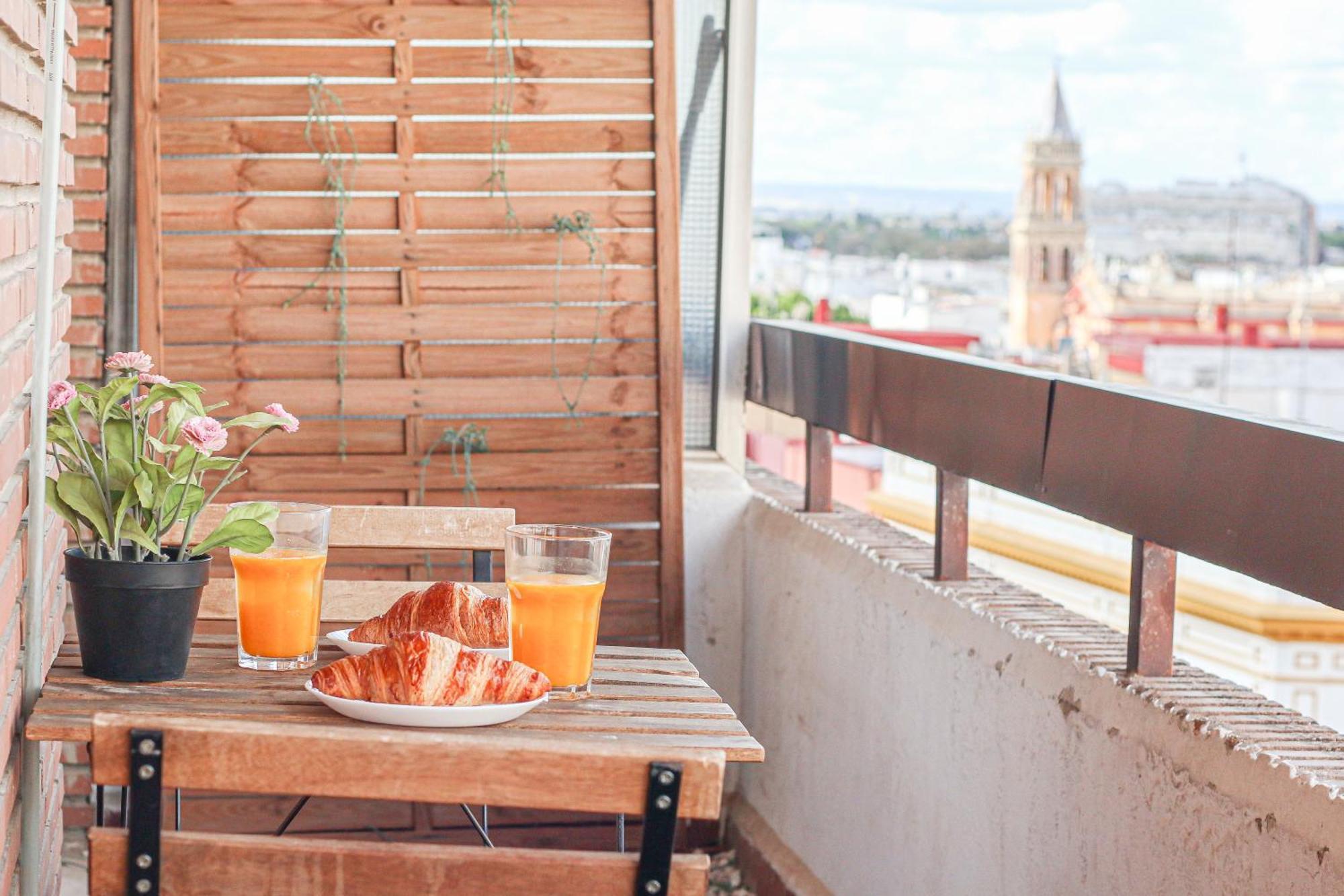 Stunning Apt W Views To Giralda - 15 Minutes Walk Sevilla Eksteriør bilde